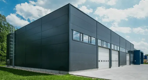 картинка-ссылка на статью: Как выбрать кровлю для ангара в Урае?